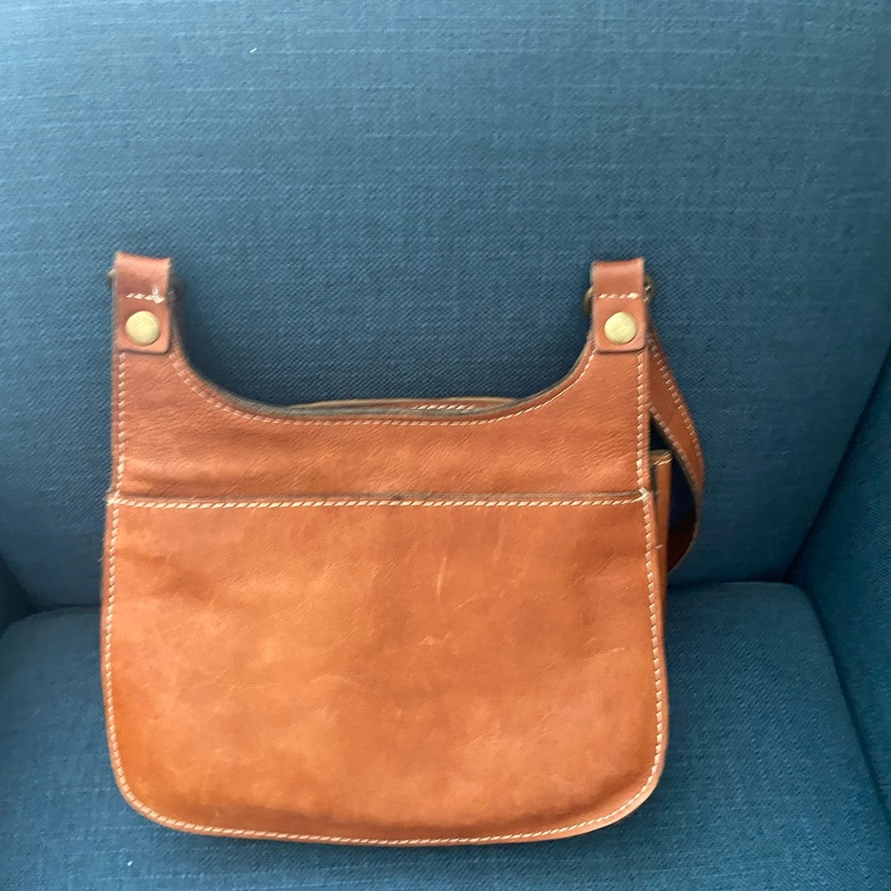 Vintage Patricia Nash Honey Brown Leather Saddle Shoulder/Crossbody Purse Bag - Picture 4 of 16